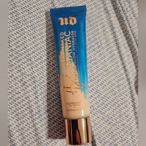 Urban Decay Stay Naked Hydramaniac foundation